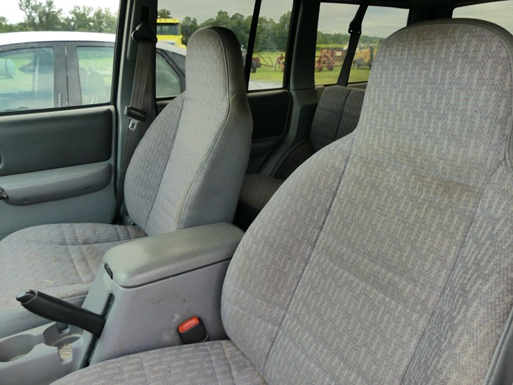 1998-jeep-cherokee-image-8