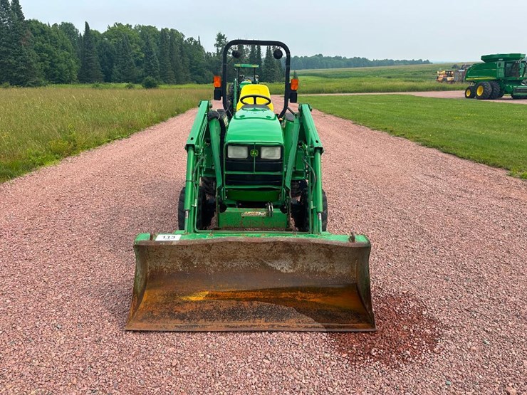 2002-john-deere-4210-image-2