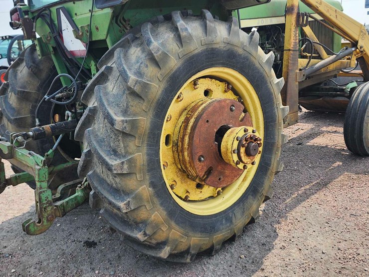 1973-john-deere-4430-tractor-image-24