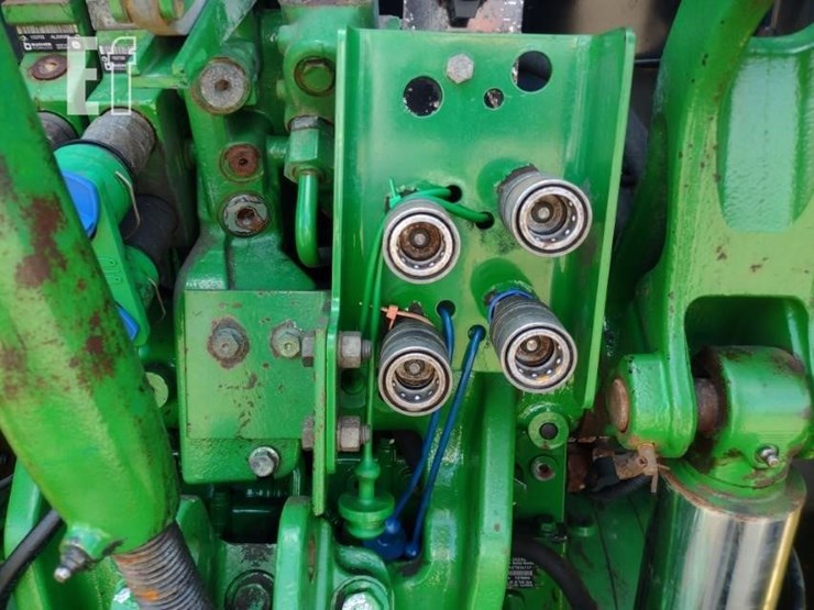 2017-john-deere-5090r-image-21