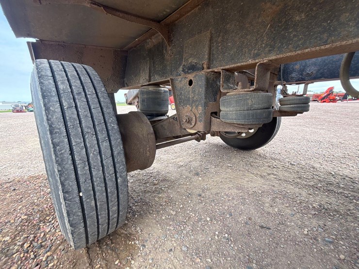 2014-smithco-side-dump-image-15
