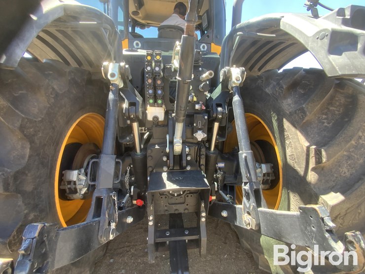 2020-jcb-fastrac-8330-image-15