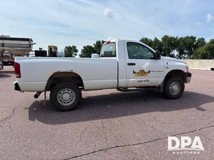 2006-dodge-ram-2500-image-9
