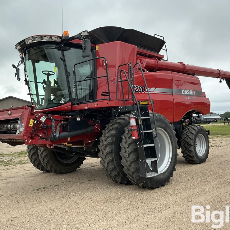 2013 CASE IH 7230