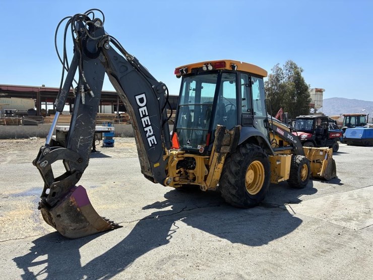 2019-deere-310l-ep-image-3