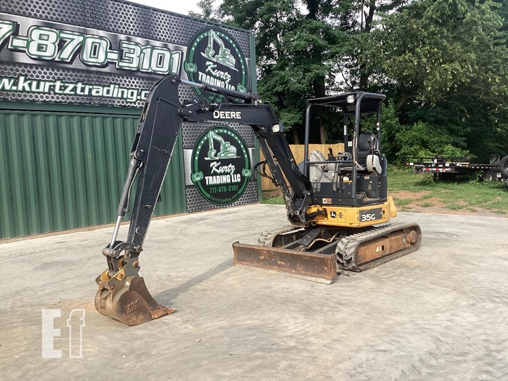 2017-deere-35g-image-10