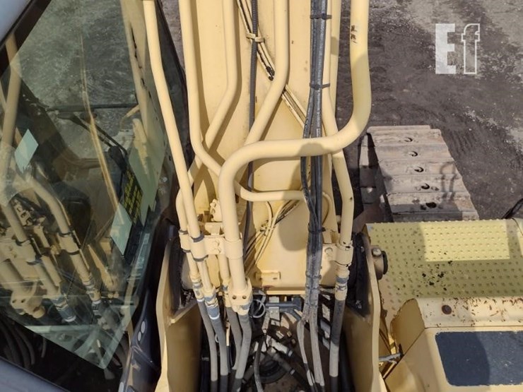 2011-kobelco-sk210-image-48