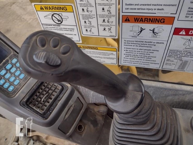 komatsu-pc308-image-8
