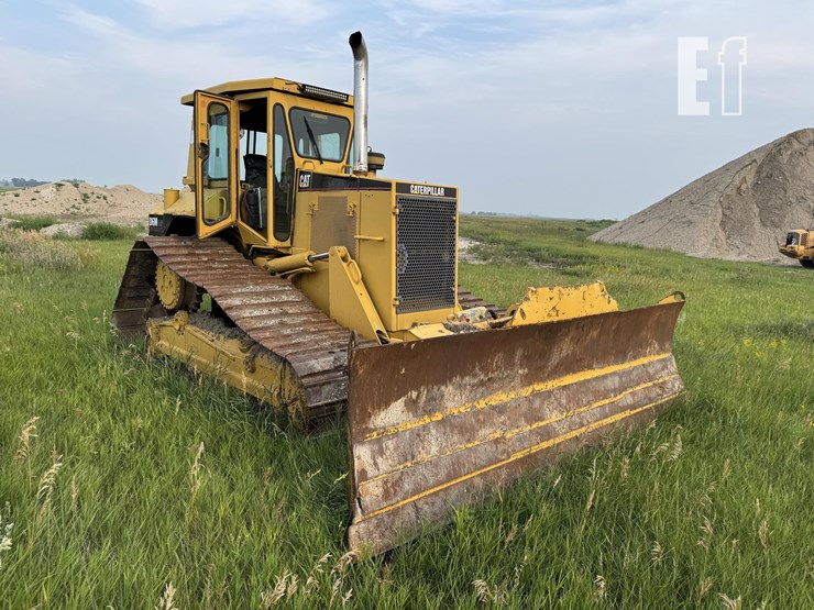 caterpillar-d6m-image-3