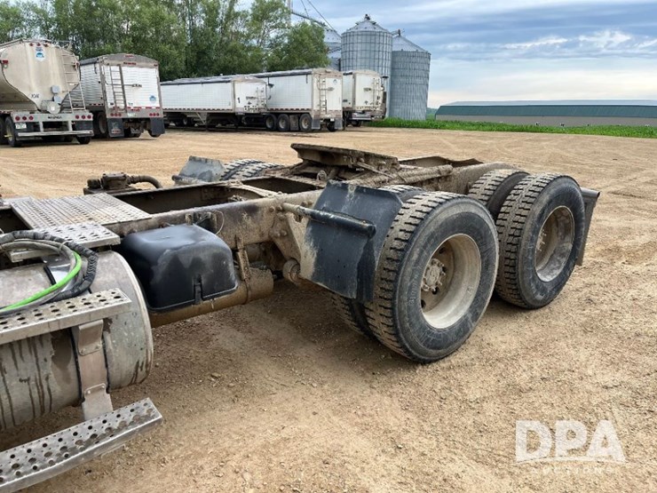 2006-sterling-day-cab-truck-(jn2505)-image-18