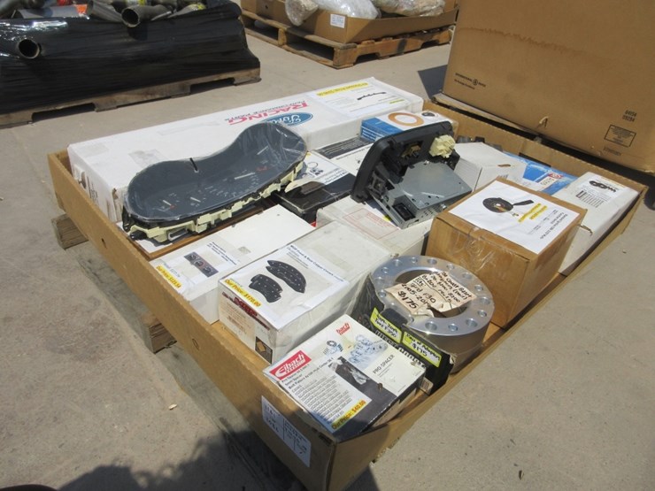 lot-of-misc-automotive-parts,-image-1