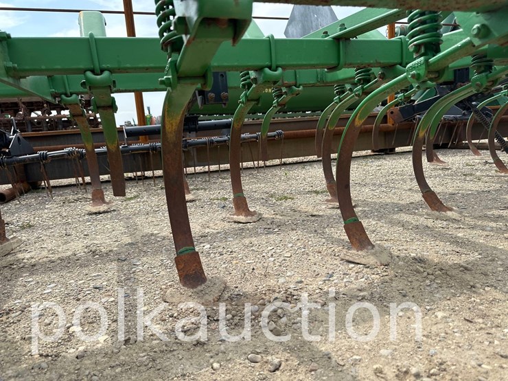 john-deere-15-image-5