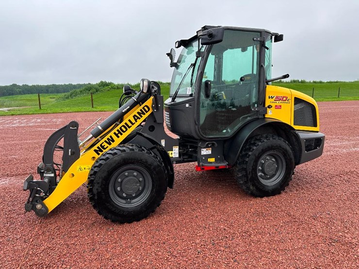 2023-new-holland-w50tc-image-1