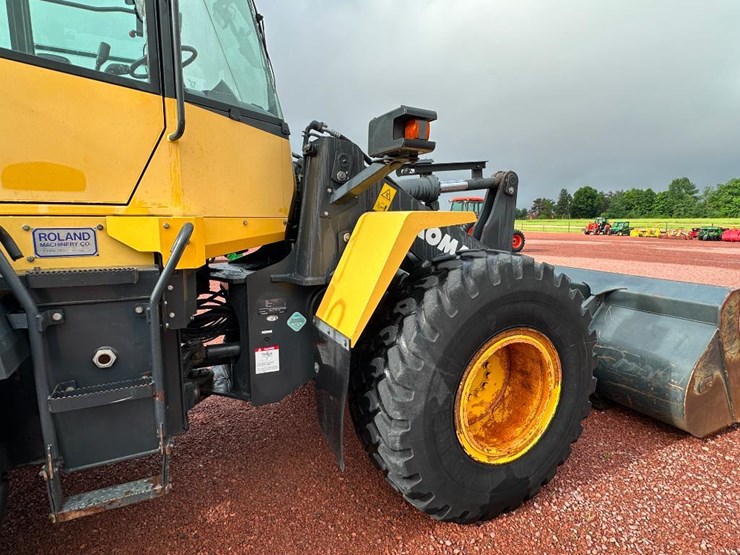 2013-komatsu-wa200pz-6-image-33