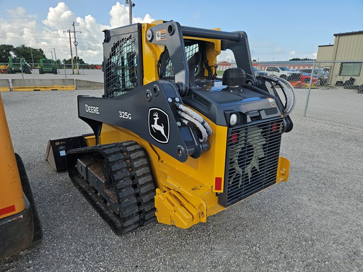2022-deere-325g-image-20