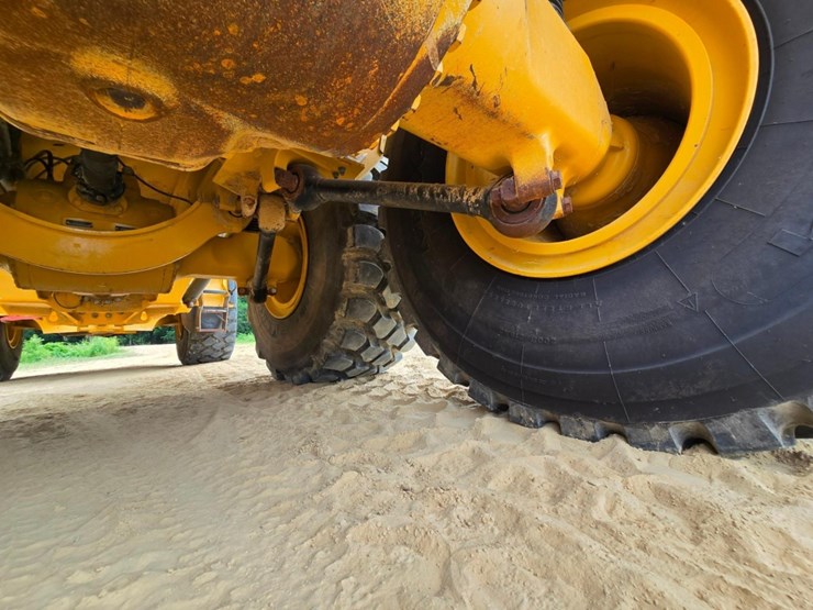 2018-deere-460e-image-74