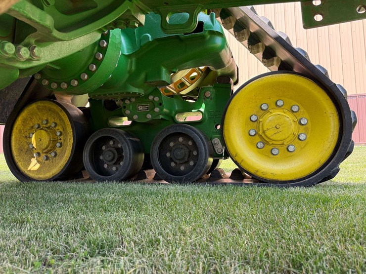 2021-john-deere-9570rx-image-40