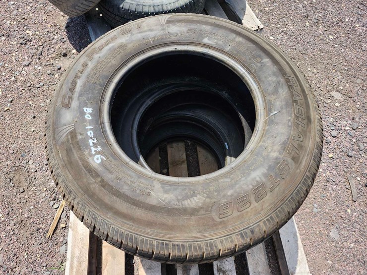 castle-rock-st-radial-st-235/80r16-tires-image-3