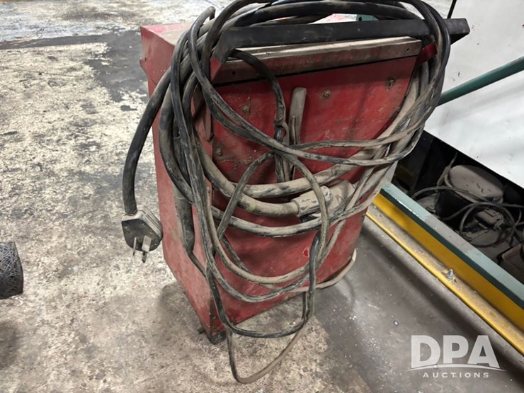 lincoln-welder-(dr11838)-image-4
