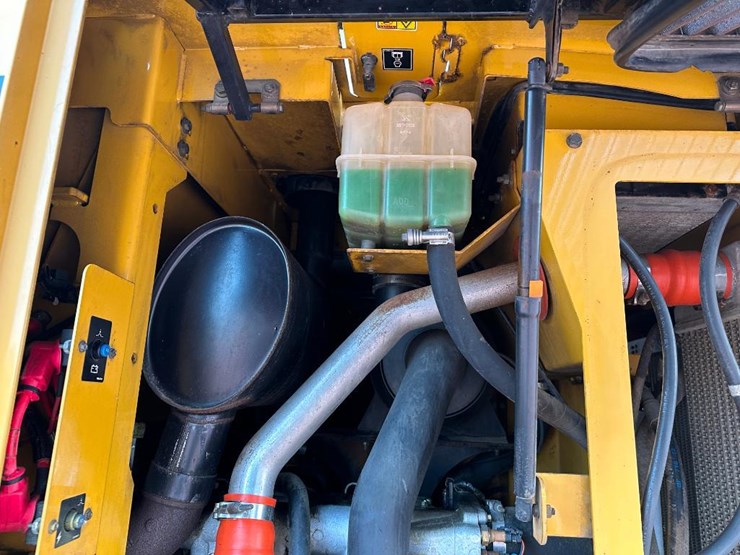 2006-caterpillar-924g-image-27