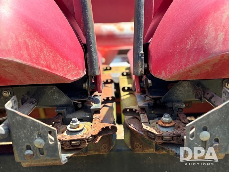 2010-case-ih-3412-image-43