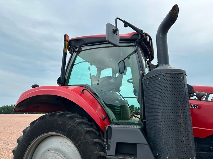 2017-case-ih-magnum-250-image-13
