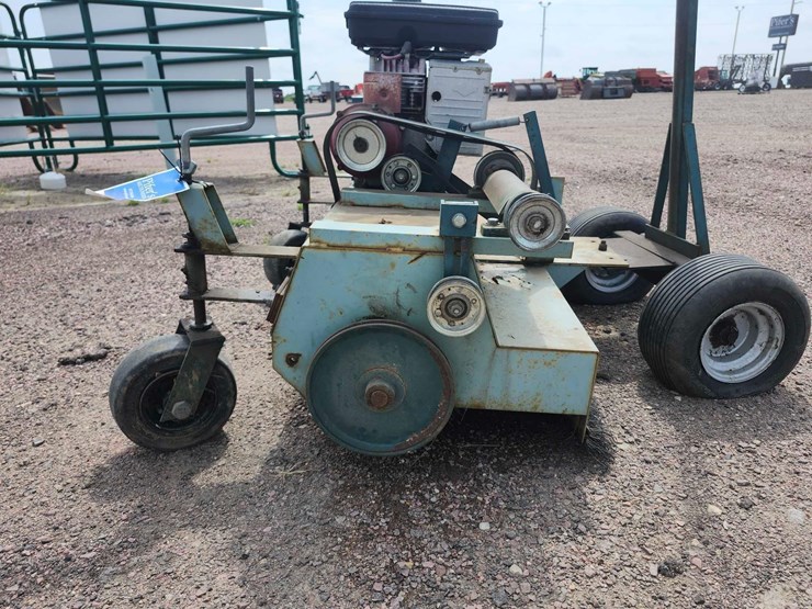 terra-broom-image-6