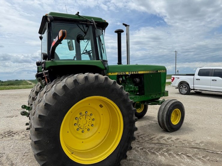 john-deere-4450-image-3