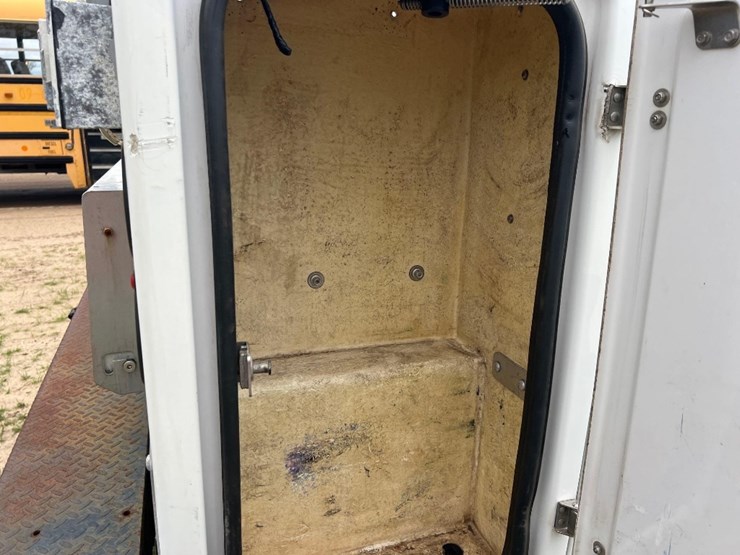 2016-ford-f250-image-24