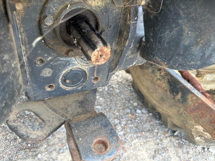 new-holland-7308-image-16