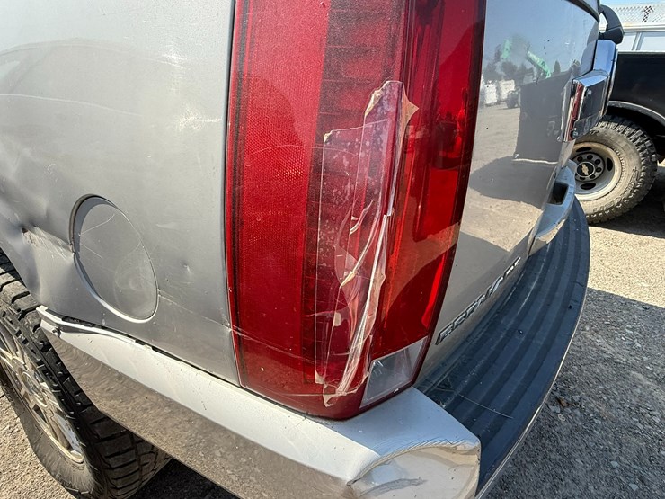 2007-cadillac-escalade-image-7