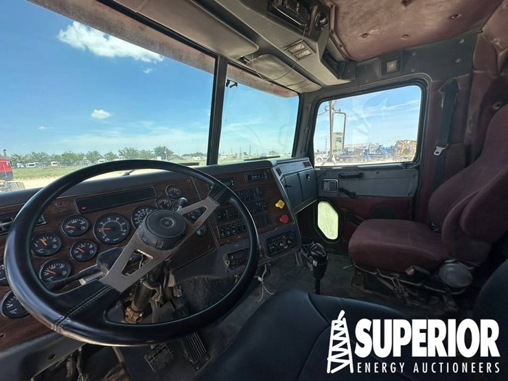 2011-western-star-4900-image-6