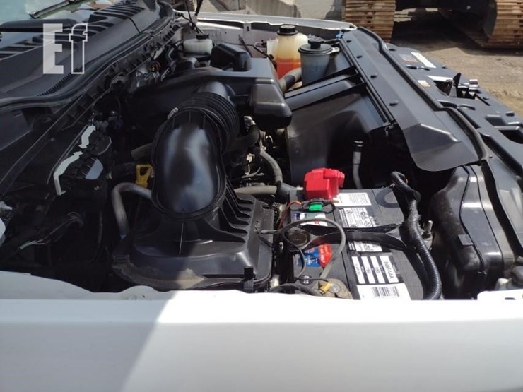 2019-ford-f350-xl-image-16
