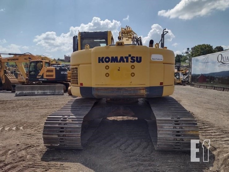 2011-komatsu-pc228us-lc-8-image-4