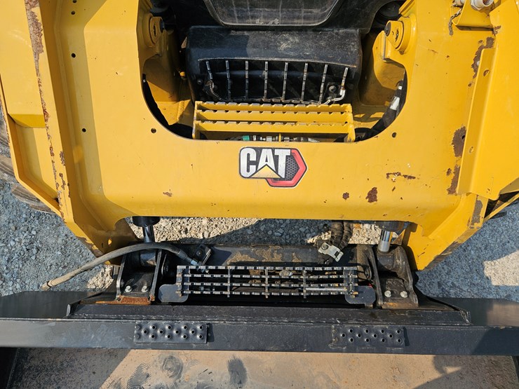 2020-caterpillar-262d3-image-5