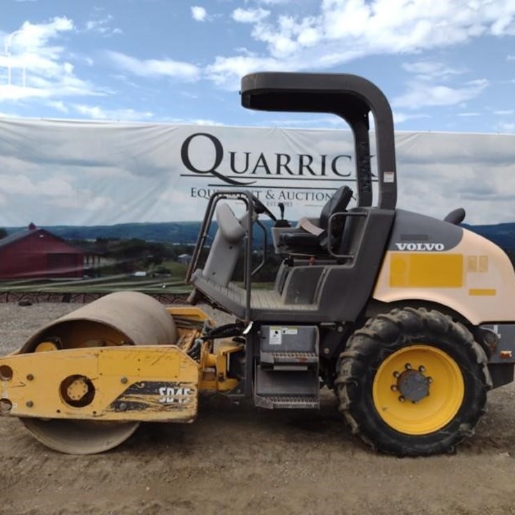 2014 VOLVO SD45