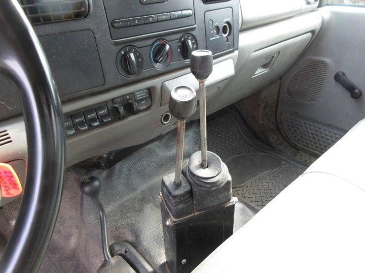 2007-ford-f350-image-15