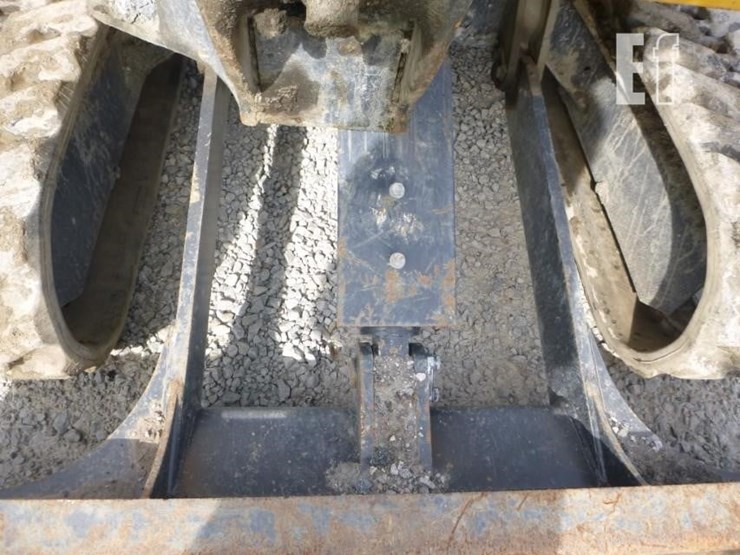 2022-deere-26g-image-20
