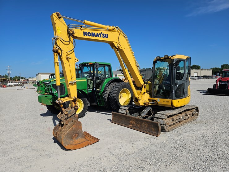 2017-komatsu-pc88mr-10-image-1