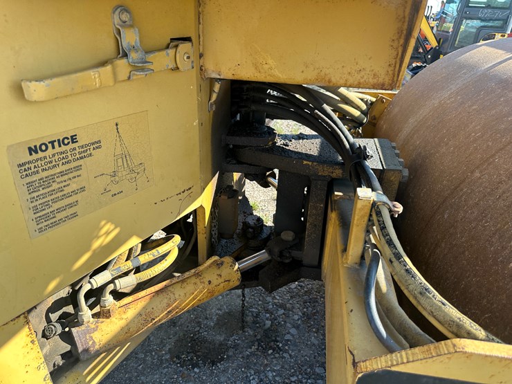 caterpillar-cb-434-image-26