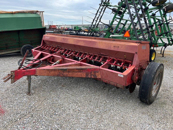 case-ih-5100-image-10