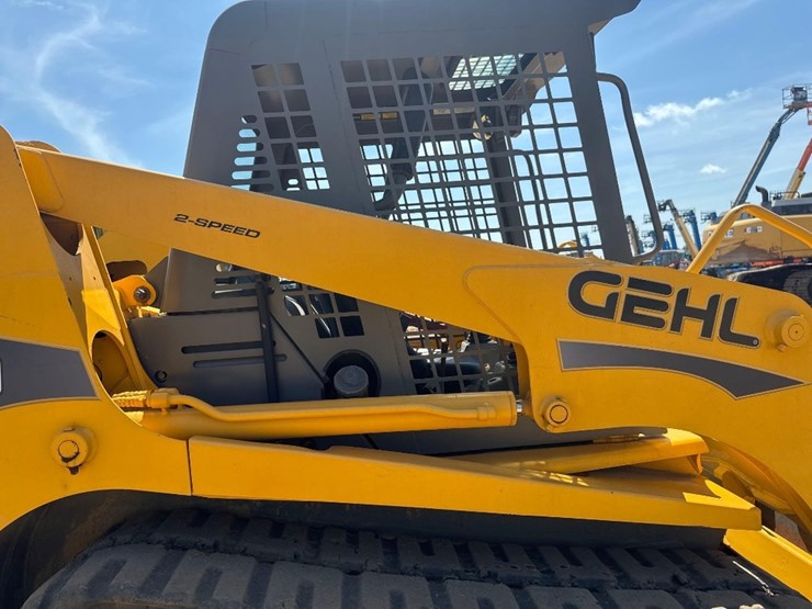 2005-gehl-ctl70-image-17