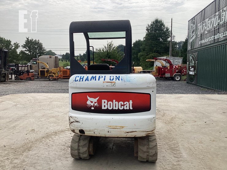 2011-bobcat-325g-image-3