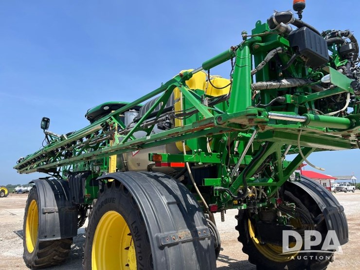 2020-john-deere-r4045-image-65