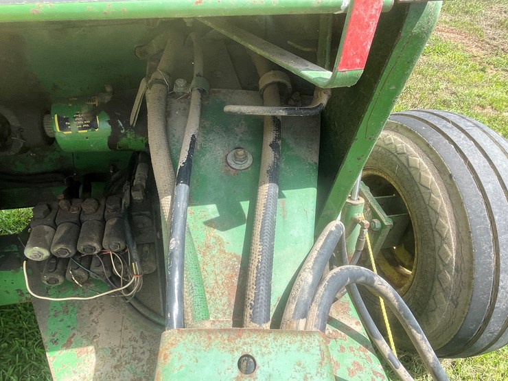 john-deere-3960-image-18