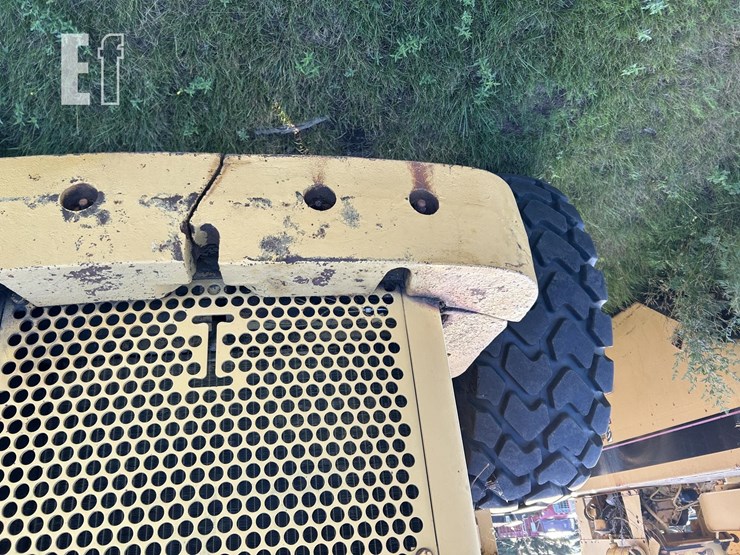 caterpillar-966-image-29