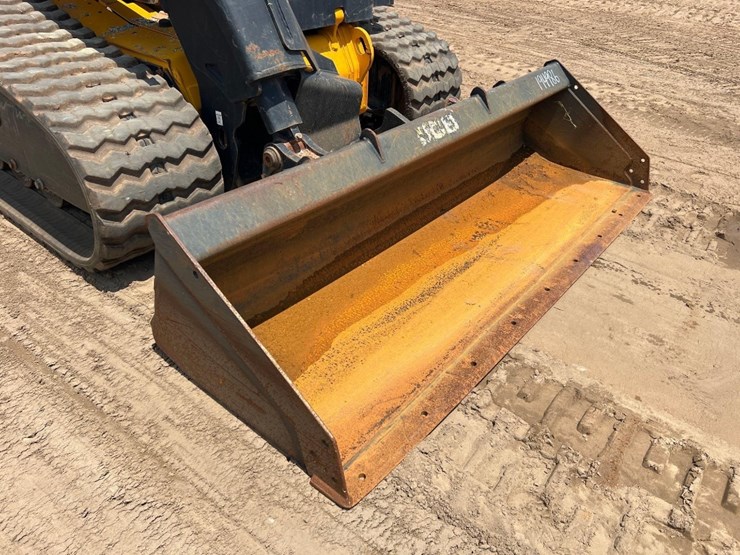 2021-jcb-3ts-8t-image-17
