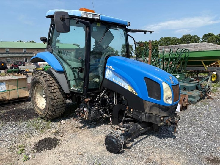 new-holland-t6020-image-1