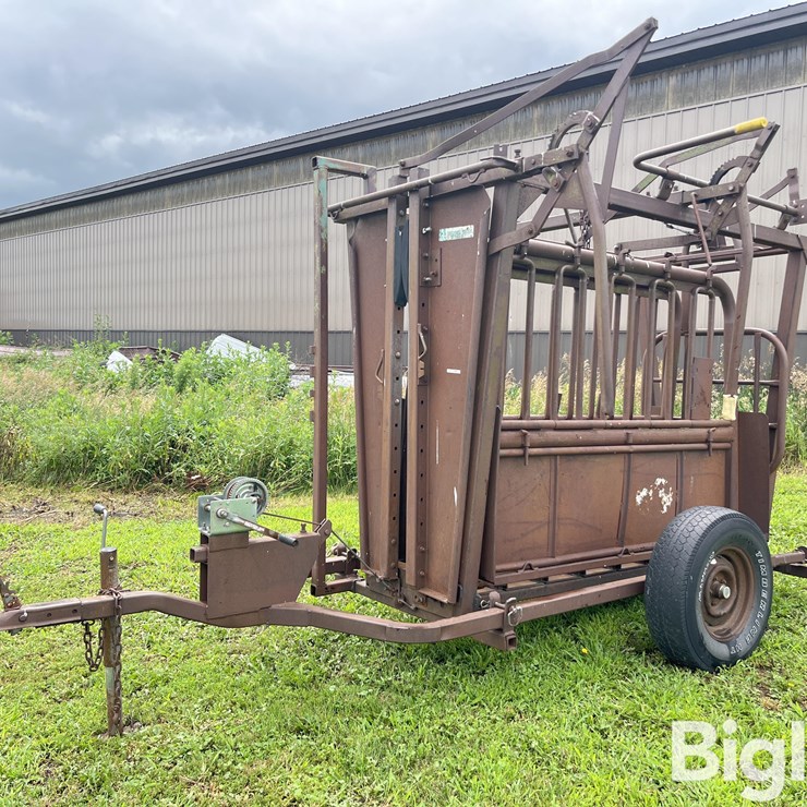 Powder River Manual Working Portable Chute