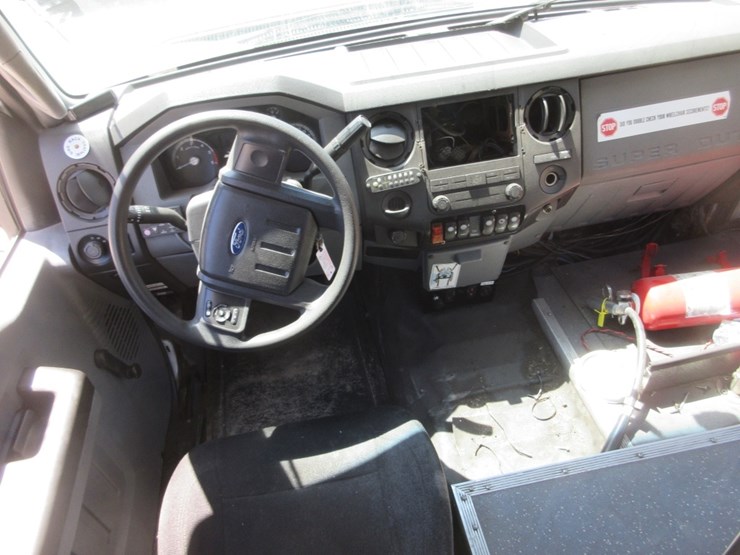 2016-ford-f550-sd-image-11